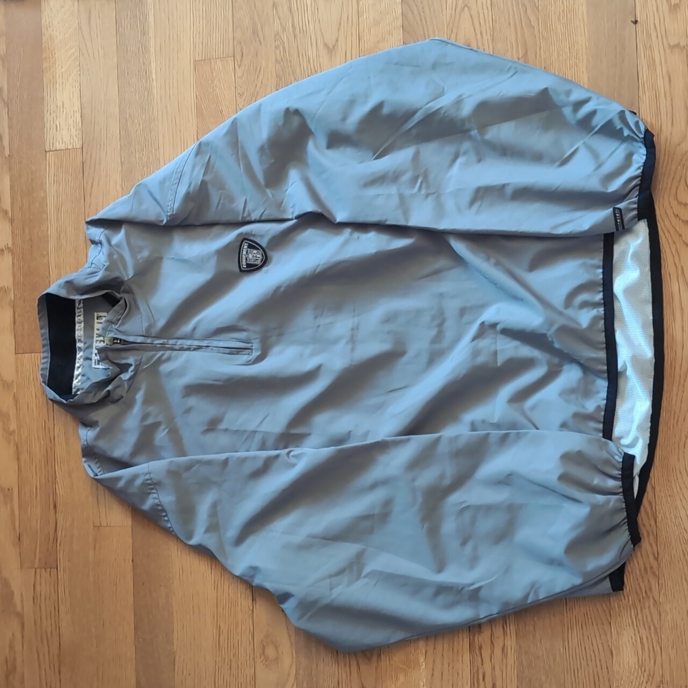 Player's Association NFL Equipment Shield Size Large Light Jacket Windbreaker